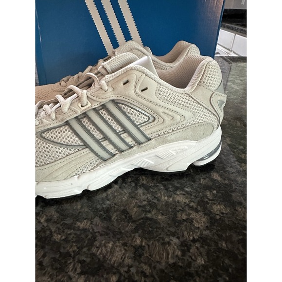 adidas Wmns Response CL 'Wonder Taupe' ID4289. NWB Size 8 Shoes - Picture 2 of 8